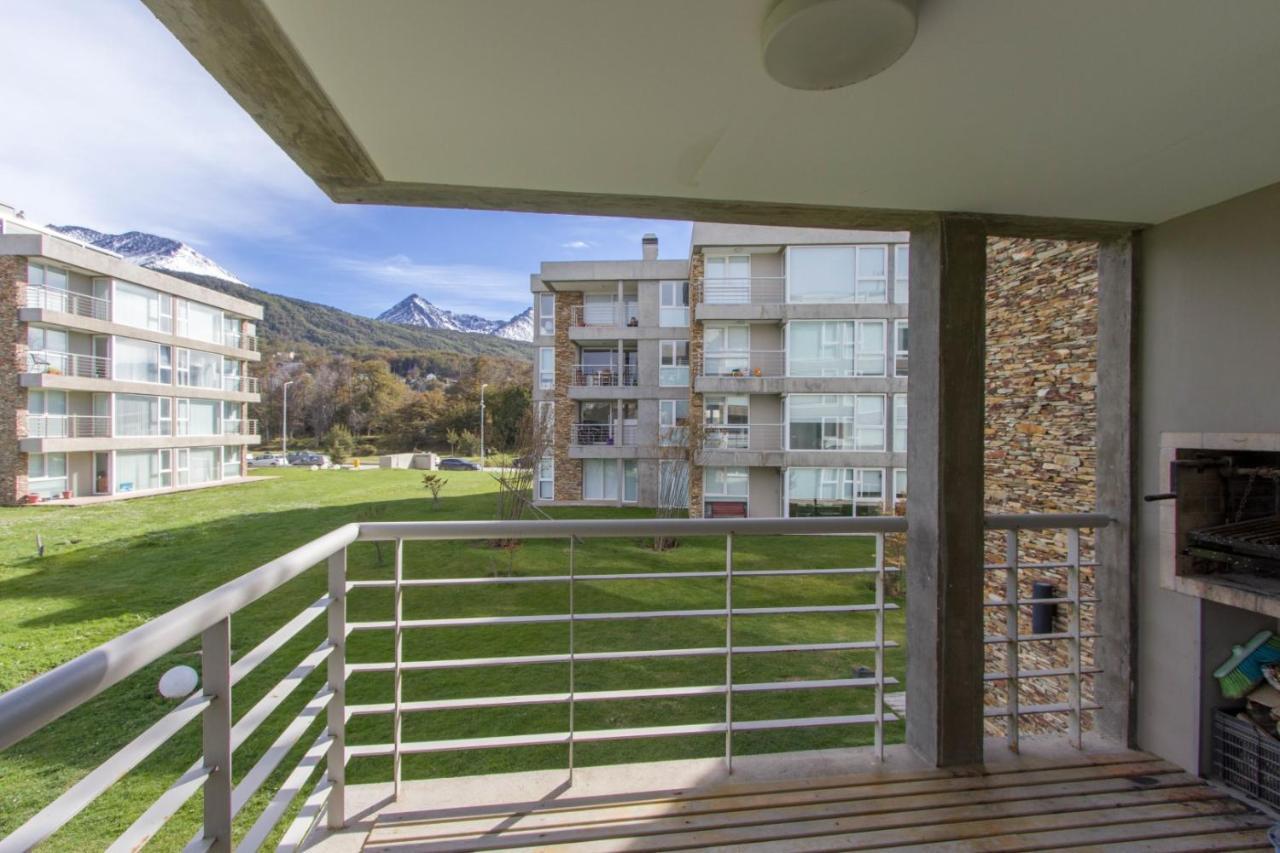 אושואיה Gray Fox Apartments Pipo מראה חיצוני תמונה