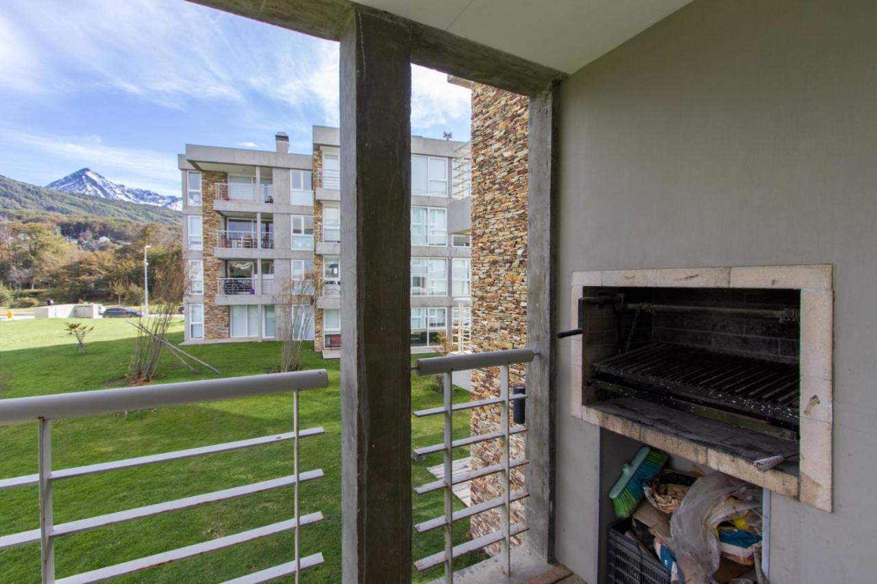 אושואיה Gray Fox Apartments Pipo מראה חיצוני תמונה