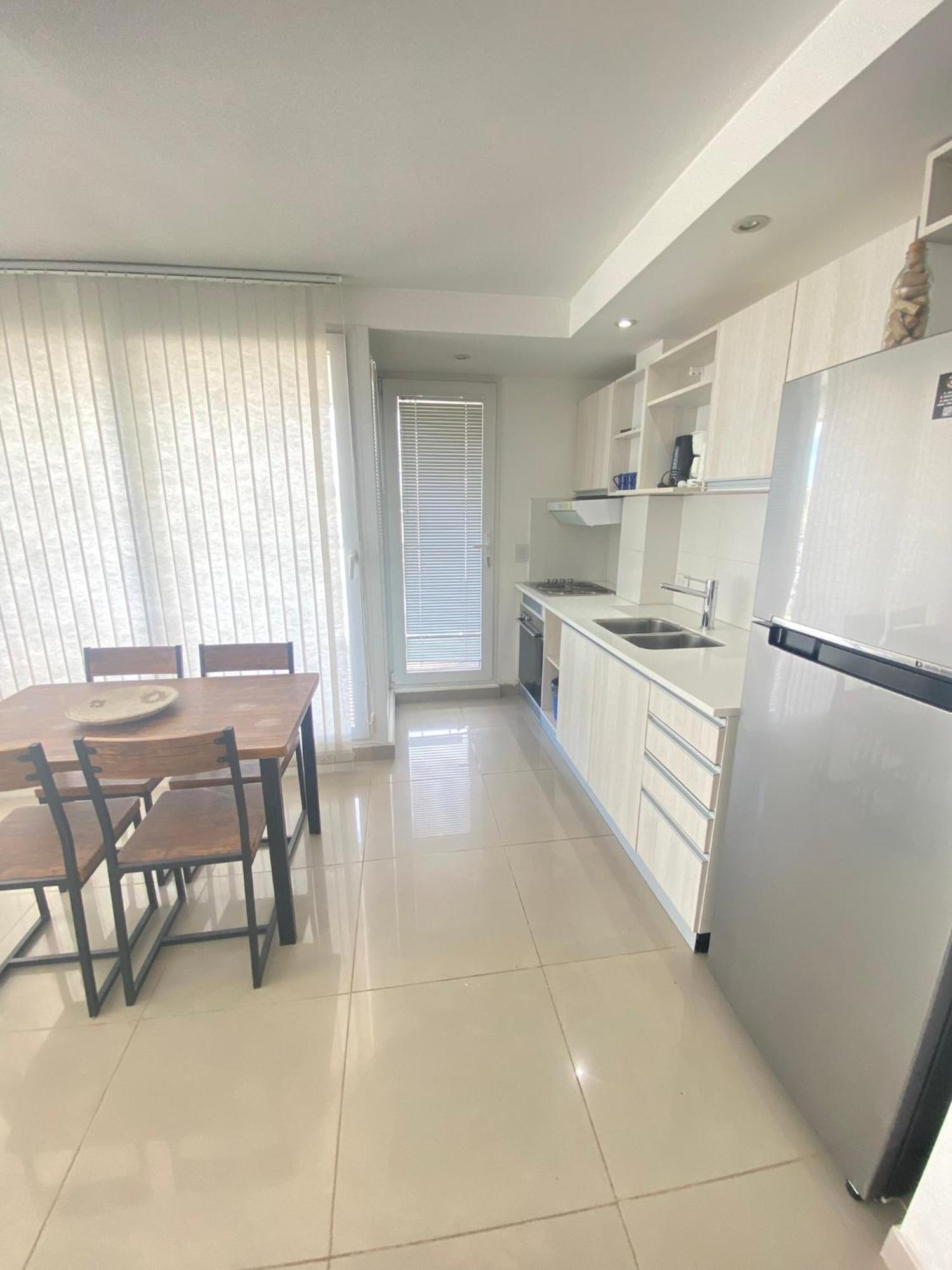 אושואיה Gray Fox Apartments Pipo מראה חיצוני תמונה